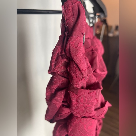 Lulus Wine Red Jacquard Ruched Mini Skirt Size XS NWT - Picture 9 of 10